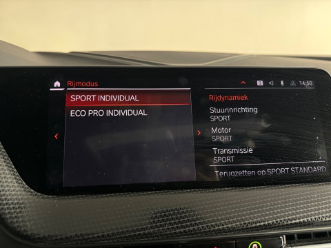 BMW 1-serie 120i High Executive Pano|Stoelverwarming|Cruise Control