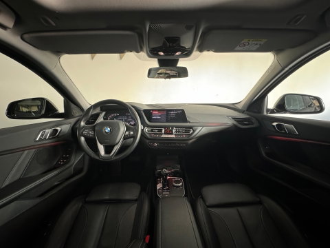 BMW 1-serie 120i High Executive Pano|Stoelverwarming|Cruise Control