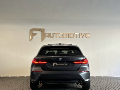 BMW 1-serie 120i High Executive Pano|Stoelverwarming|Cruise Control