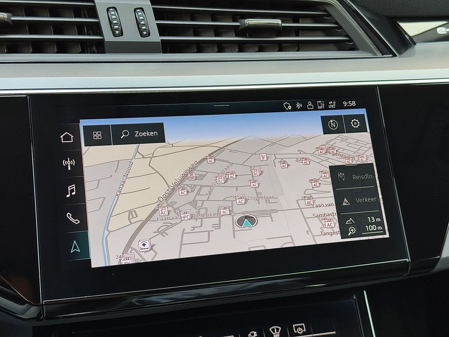 Audi Q8 e-tron 50 quattro Advanced Edition 95 kWh | Head-Up Display | Elektrische Stoelen + Geheugen | Apple Carplay | Android Auto | Luchtvering | Adaptieve Cruise Control | Navigatie | Stoelverwarming |