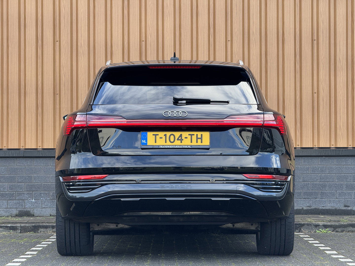 Audi Q8 e-tron 50 quattro Advanced Edition 95 kWh | Head-Up Display | Elektrische Stoelen + Geheugen | Apple Carplay | Android Auto | Luchtvering | Adaptieve Cruise Control | Navigatie | Stoelverwarming |