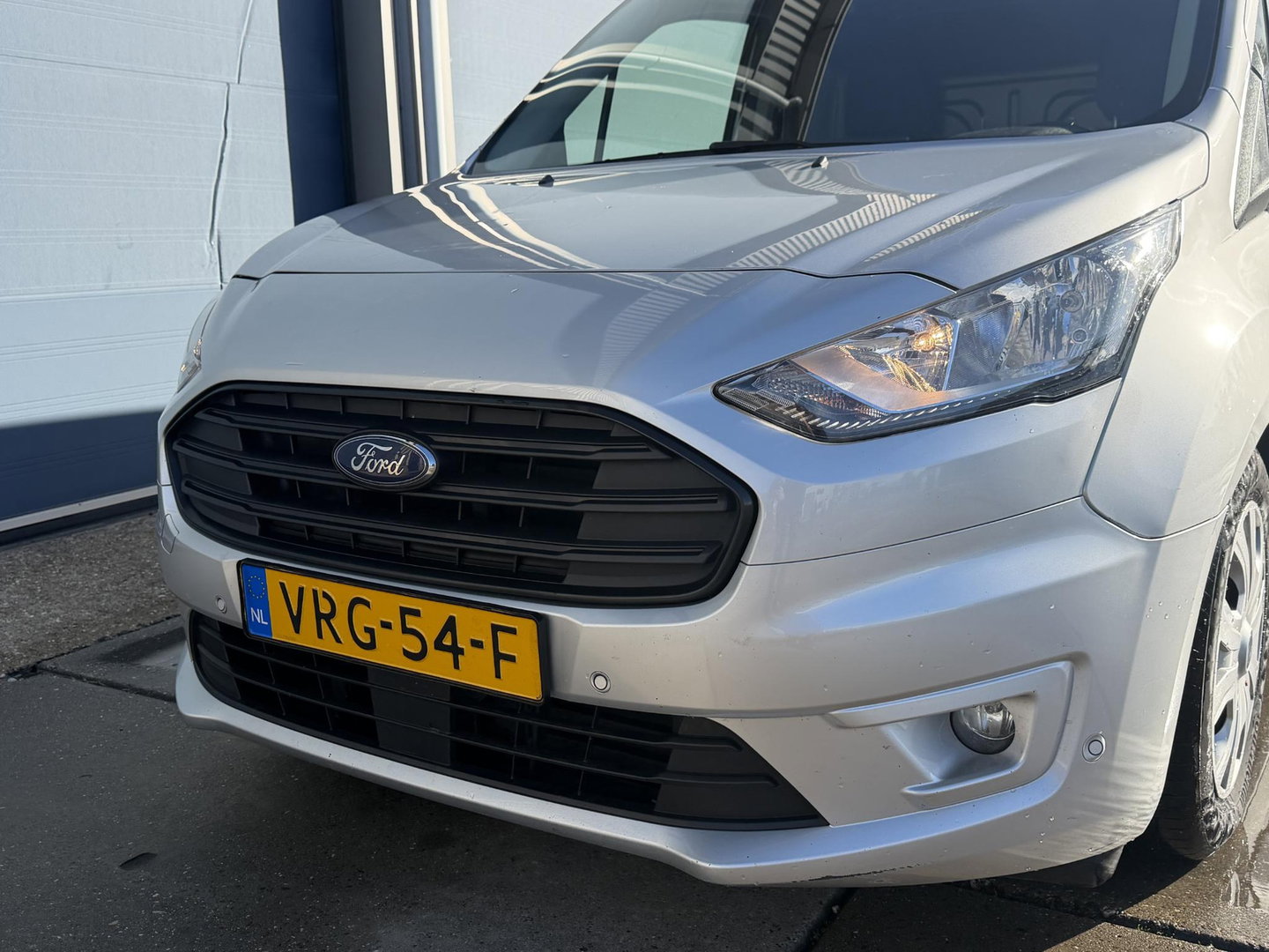 Ford Transit Connect 1.5 EcoBlue L2 Trend AIRCO / CRUISE CONTROLE / CARPLAY / STOELVERWARMING / LEES TEKST