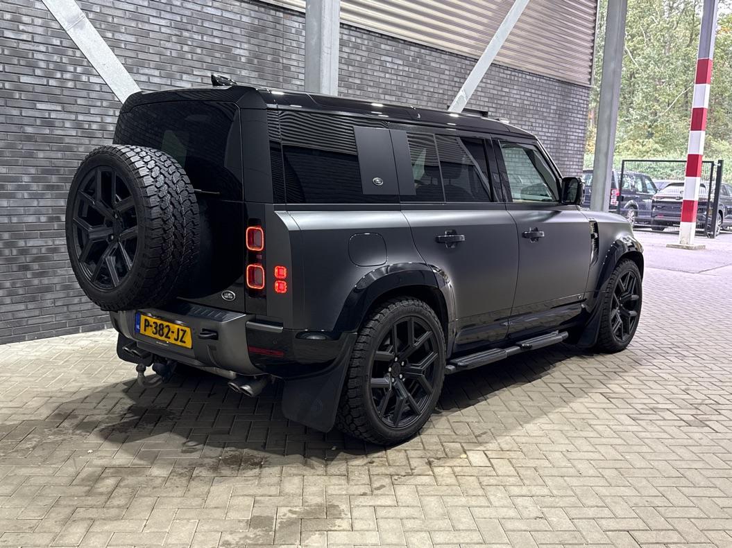 Land Rover Defender 110 P525 Carpathian Edition | 5.0 V8 | URBAN | ClearSight | Trekhaak | Luchtvering | Stoelverwarming+Ventilatie