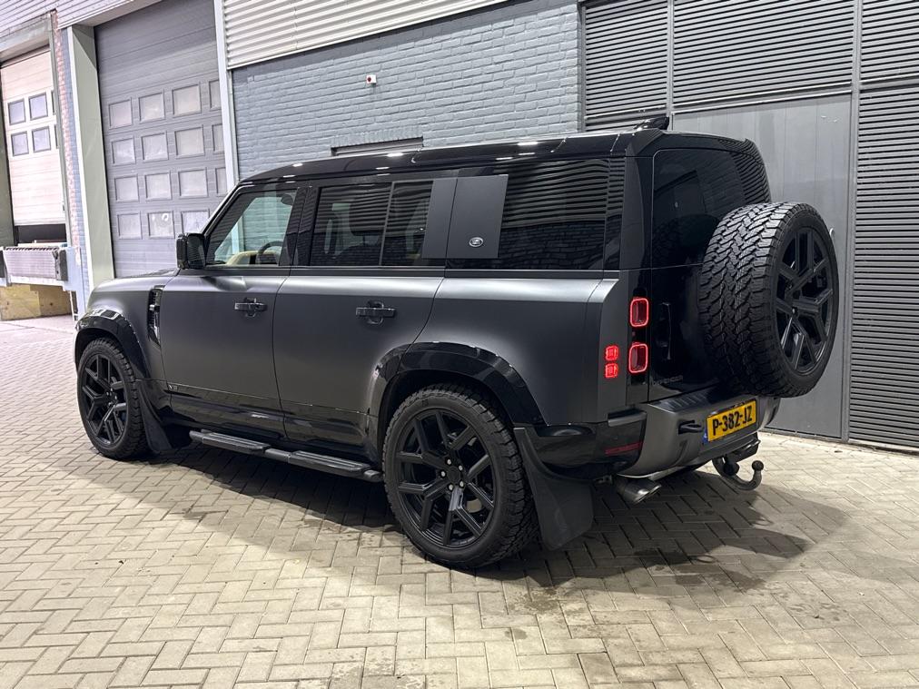 Land Rover Defender 110 P525 Carpathian Edition | 5.0 V8 | URBAN | ClearSight | Trekhaak | Luchtvering | Stoelverwarming+Ventilatie