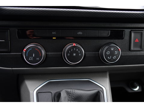 Volkswagen Transporter 2.0 TDI L1H1 30 Bulli 4Motion Virtual, Camera, Cruise, LED, 150pk, Automaat, 4x4, Carplay, Multimedia, Sensoren, Uniek!