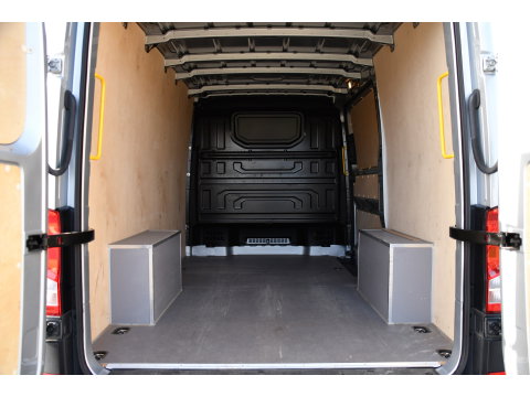 Volkswagen Crafter 35 2.0 TDI L3H2 PB Edition Adaptieve Cruise, Camera, Carplay, LED, Stoelverwarming, 177pk, Automaat, Multimedia,  Voorruit verwarming, Uniek!