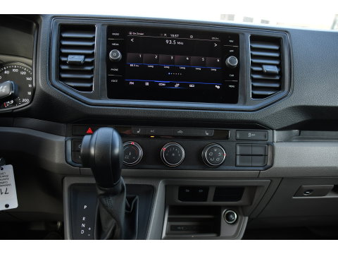 Volkswagen Crafter 35 2.0 TDI L3H2 PB Edition Adaptieve Cruise, Camera, Carplay, LED, Stoelverwarming, 177pk, Automaat, Multimedia,  Voorruit verwarming, Uniek!