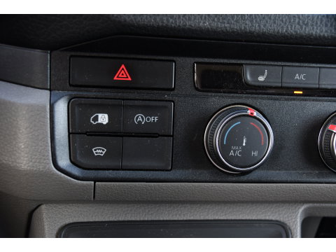 Volkswagen Crafter 35 2.0 TDI L3H2 PB Edition Adaptieve Cruise, Camera, Carplay, LED, Stoelverwarming, 177pk, Automaat, Multimedia,  Voorruit verwarming, Uniek!