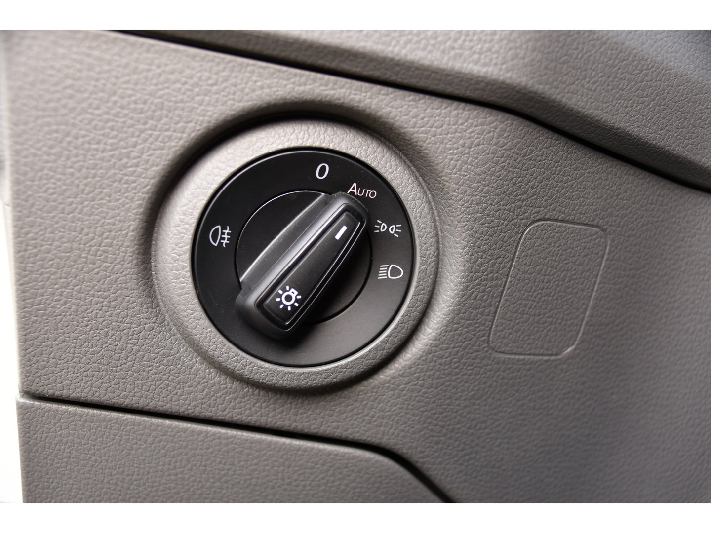 Volkswagen Crafter 35 2.0 TDI L3H2 PB Edition Adaptieve Cruise, Camera, Carplay, LED, Stoelverwarming, 177pk, Automaat, Multimedia,  Voorruit verwarming, Uniek!