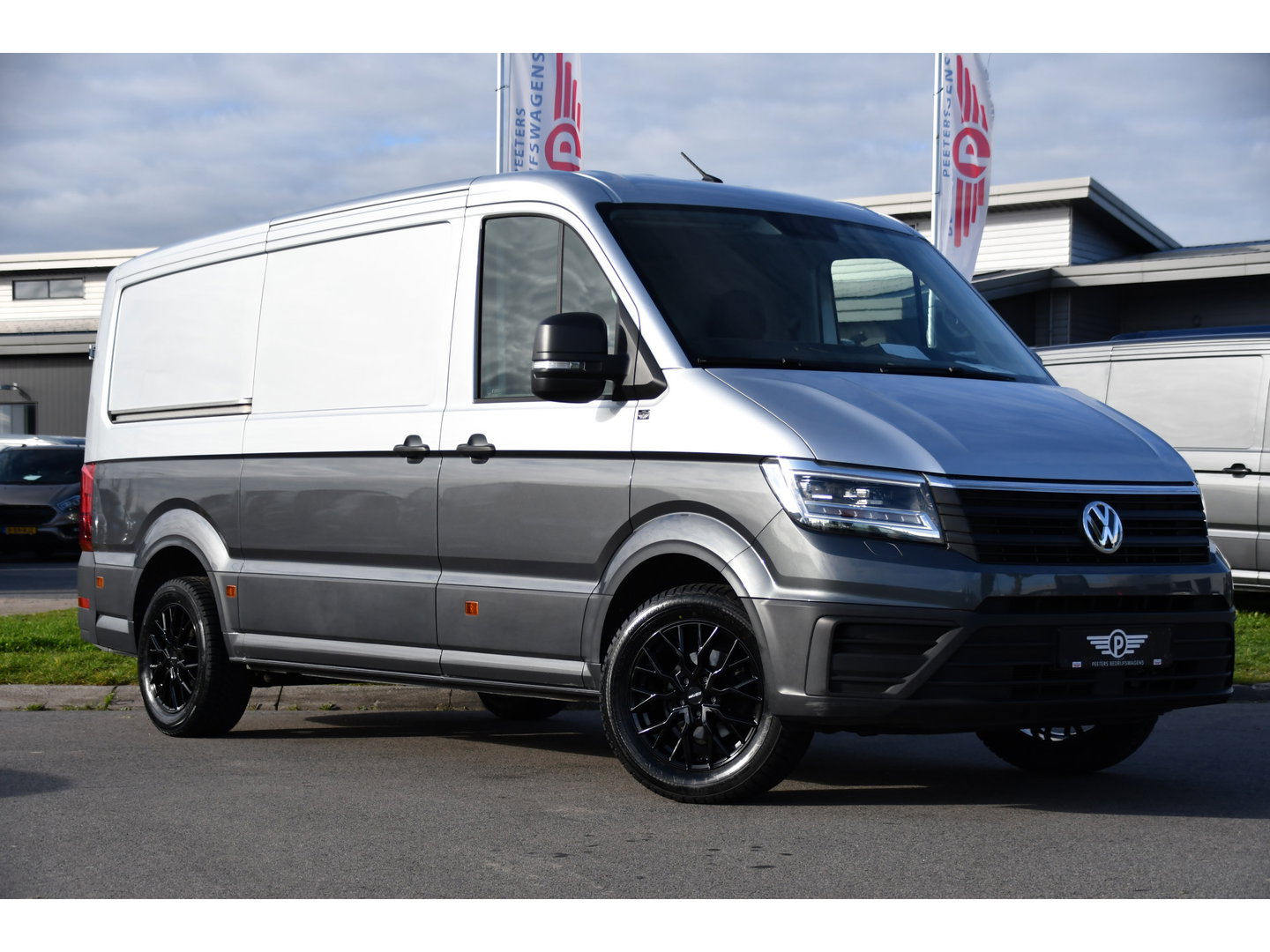 Volkswagen Crafter 35 2.0 TDI L3H2 PB Edition Adaptieve Cruise, Camera, Carplay, LED, Stoelverwarming, 177pk, Automaat, Multimedia,  Voorruit verwarming, Uniek!