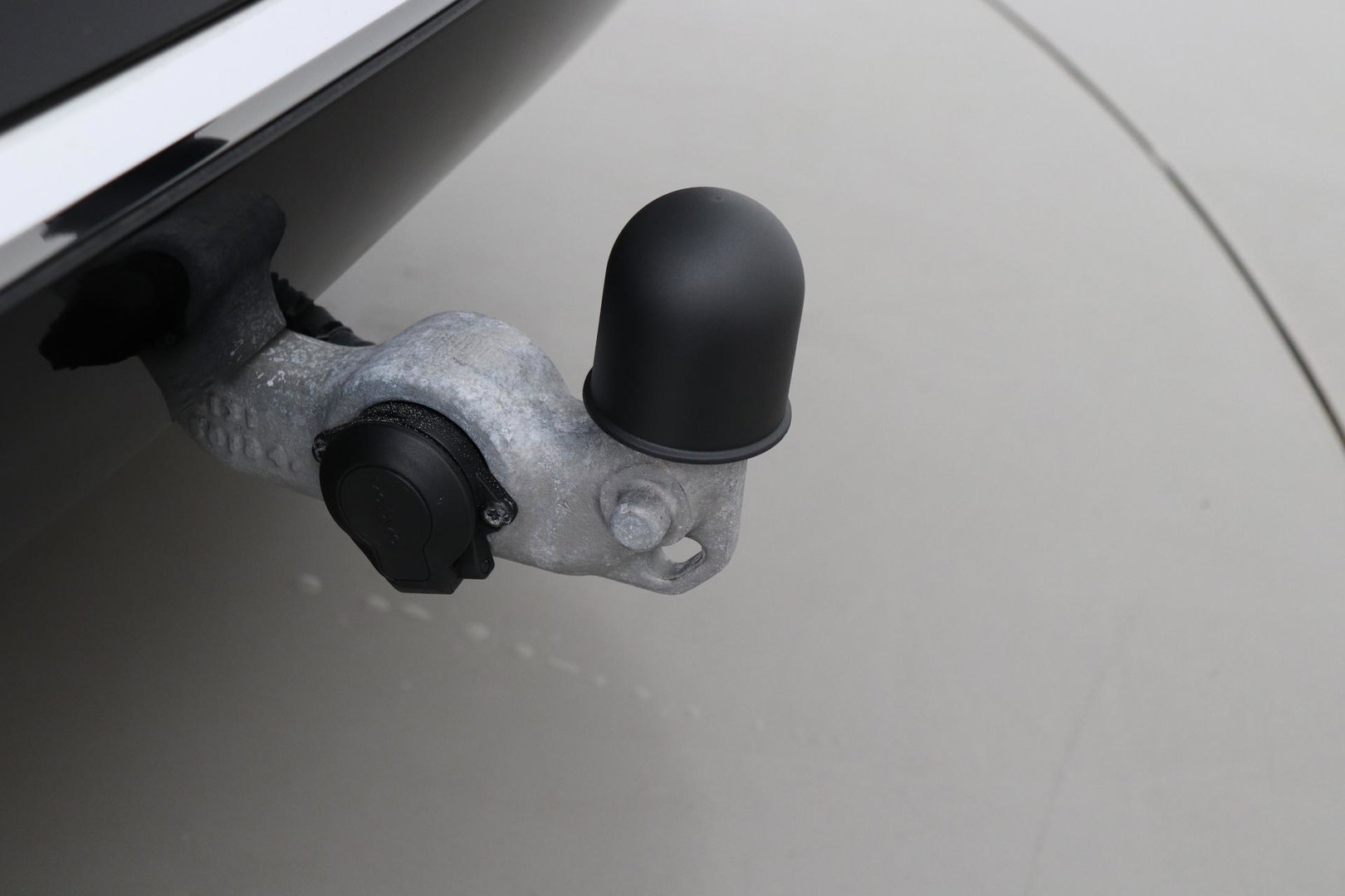 Volvo XC60 T8 Plus Bright | Harman/Kardon | Panoramadak | Camera | Stoel+Stuurverwarming | BLIS | ACC | 20 Inch