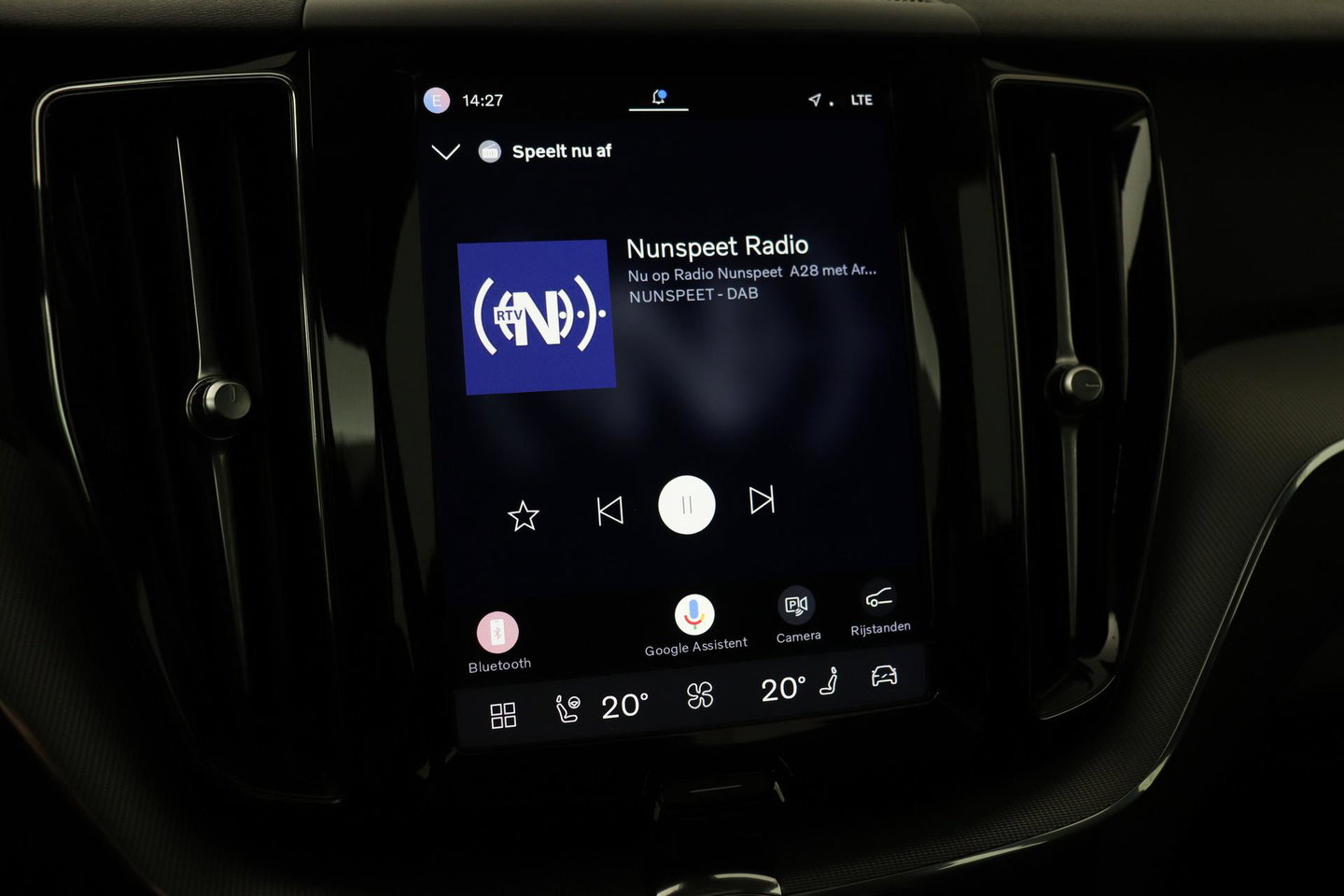 Volvo XC60 T8 Plus Bright | Harman/Kardon | Panoramadak | Camera | Stoel+Stuurverwarming | BLIS | ACC | 20 Inch