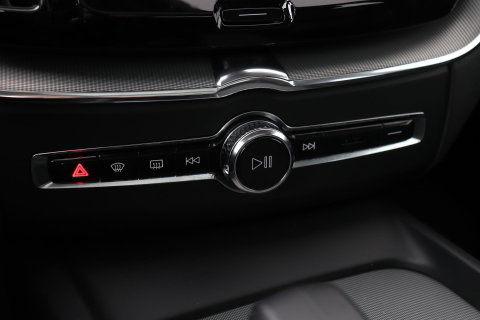 Volvo XC60 T8 Plus Bright | Harman/Kardon | Panoramadak | Camera | Stoel+Stuurverwarming | BLIS | ACC | 20 Inch