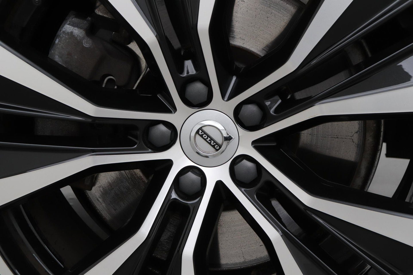 Volvo XC60 T8 Plus Bright | Harman/Kardon | Panoramadak | Camera | Stoel+Stuurverwarming | BLIS | ACC | 20 Inch
