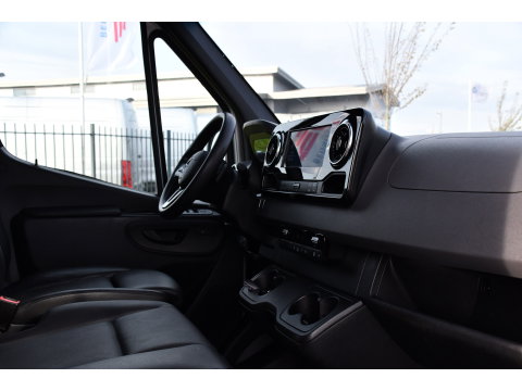 Mercedes-Benz Sprinter 316 2.2 CDI L2H2 PB Edition Full Options! 360 Camera, Cruise, LED, Carplay, 10,5'' Mbux, Stoelverwarming, NAVI, Automaat, Uniek!