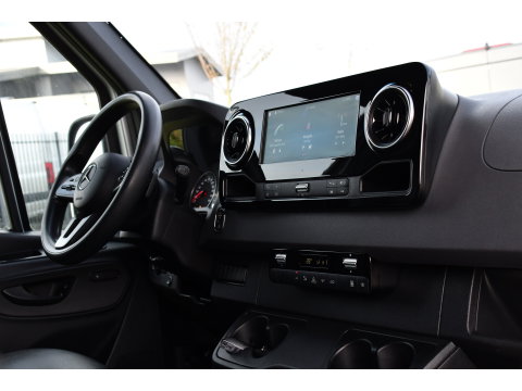 Mercedes-Benz Sprinter 316 2.2 CDI L2H2 PB Edition Full Options! 360 Camera, Cruise, LED, Carplay, 10,5'' Mbux, Stoelverwarming, NAVI, Automaat, Uniek!