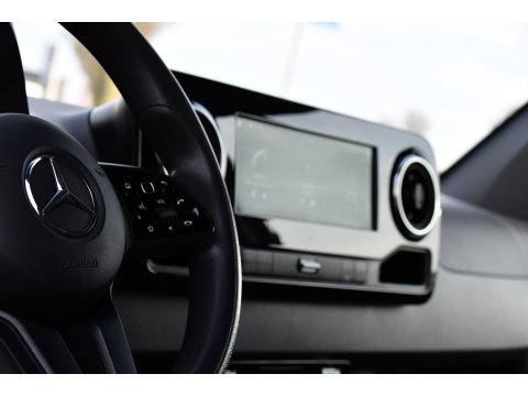 Mercedes-Benz Sprinter 316 2.2 CDI L2H2 PB Edition Full Options! 360 Camera, Cruise, LED, Carplay, 10,5'' Mbux, Stoelverwarming, NAVI, Automaat, Uniek!