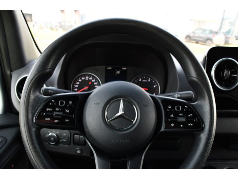 Mercedes-Benz Sprinter 316 2.2 CDI L2H2 PB Edition Full Options! 360 Camera, Cruise, LED, Carplay, 10,5'' Mbux, Stoelverwarming, NAVI, Automaat, Uniek!