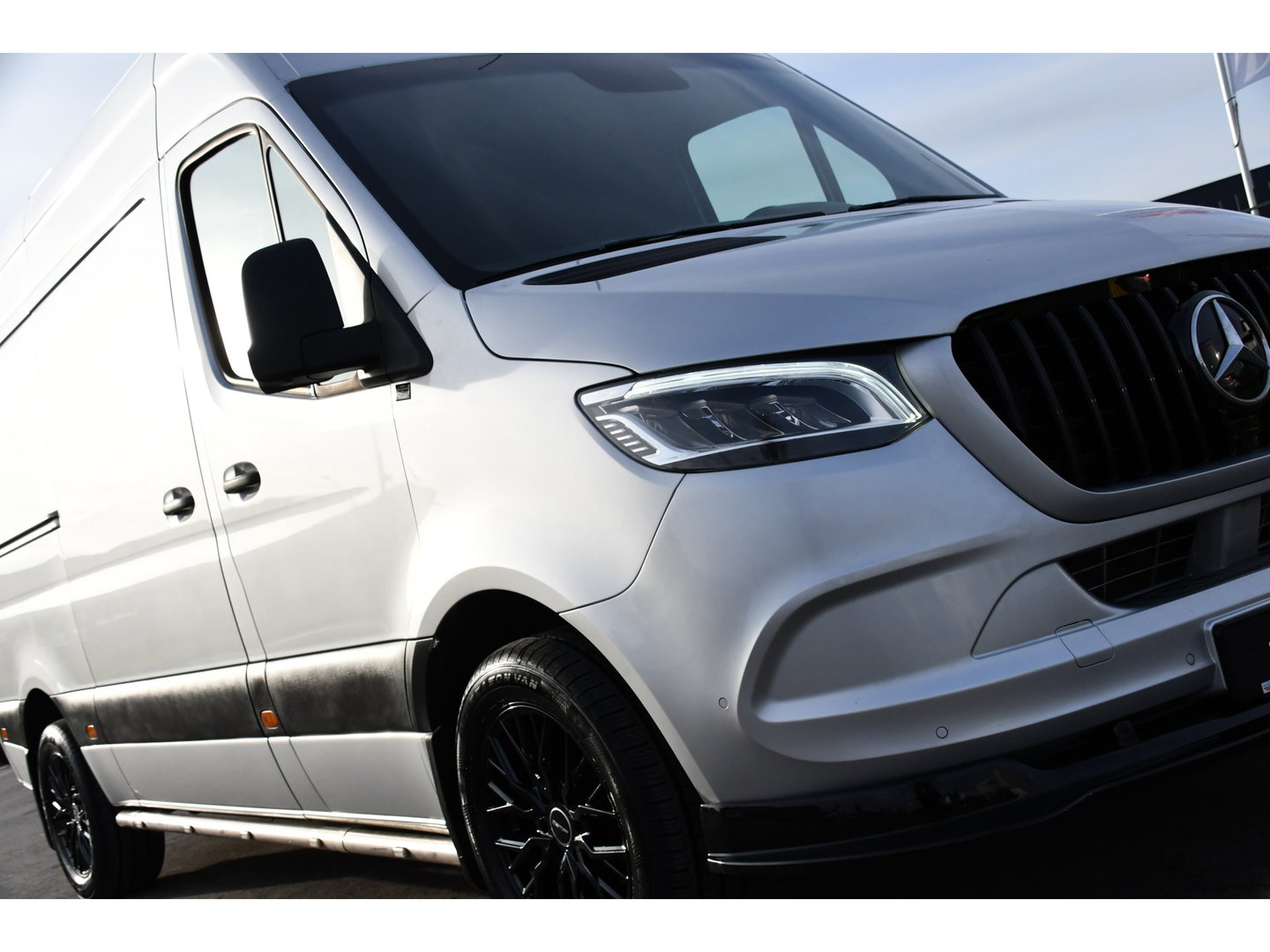 Mercedes-Benz Sprinter 316 2.2 CDI L2H2 PB Edition Full Options! 360 Camera, Cruise, LED, Carplay, 10,5'' Mbux, Stoelverwarming, NAVI, Automaat, Uniek!