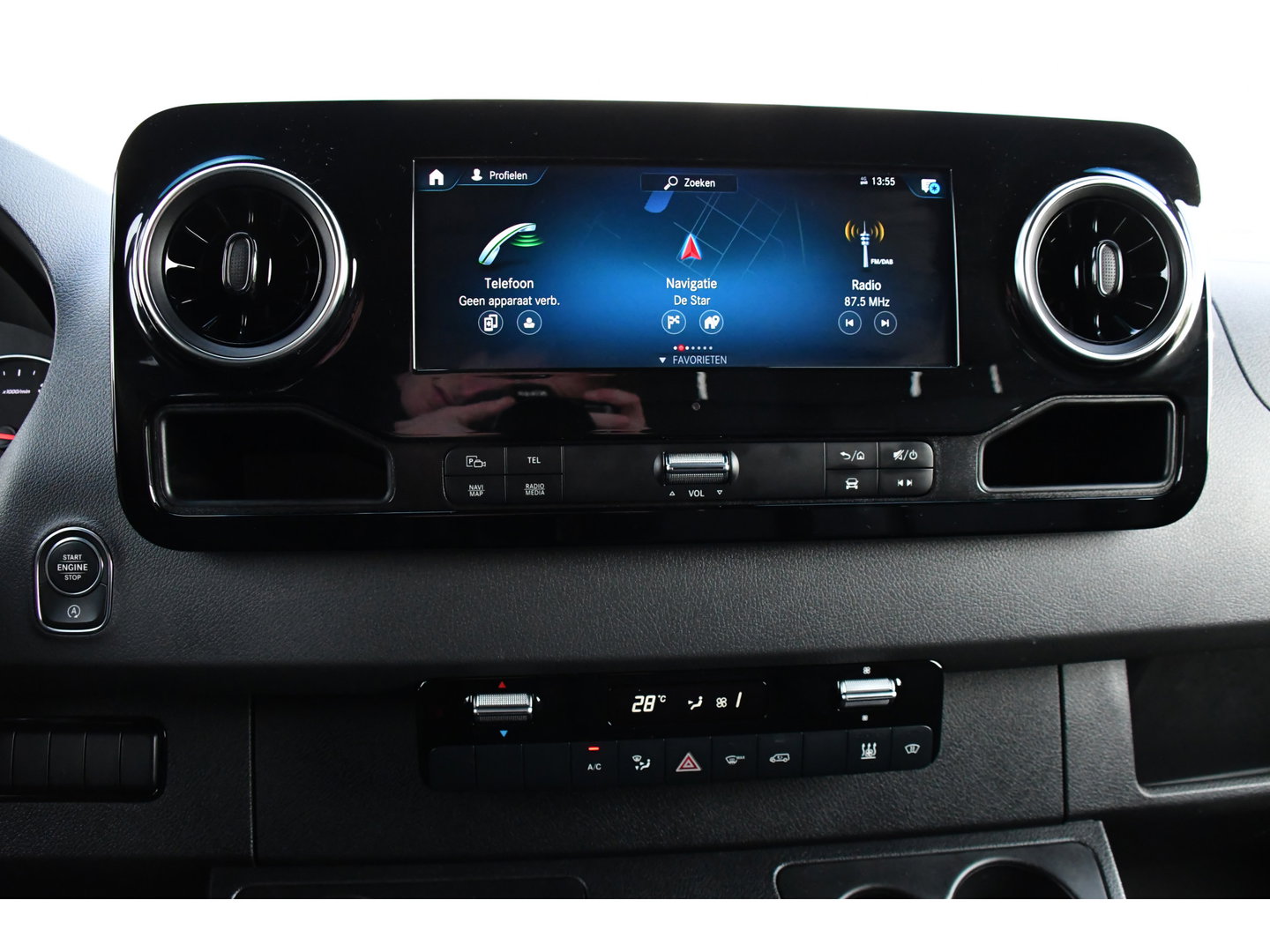 Mercedes-Benz Sprinter 316 2.2 CDI L2H2 PB Edition Full Options! 360 Camera, Cruise, LED, Carplay, 10,5'' Mbux, Stoelverwarming, NAVI, Automaat, Uniek!