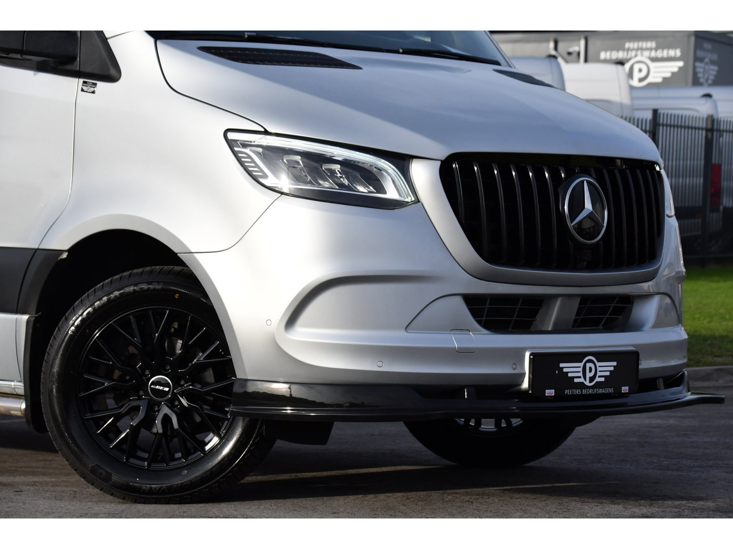Mercedes-Benz Sprinter 316 2.2 CDI L2H2 PB Edition Full Options! 360 Camera, Cruise, LED, Carplay, 10,5'' Mbux, Stoelverwarming, NAVI, Automaat, Uniek!