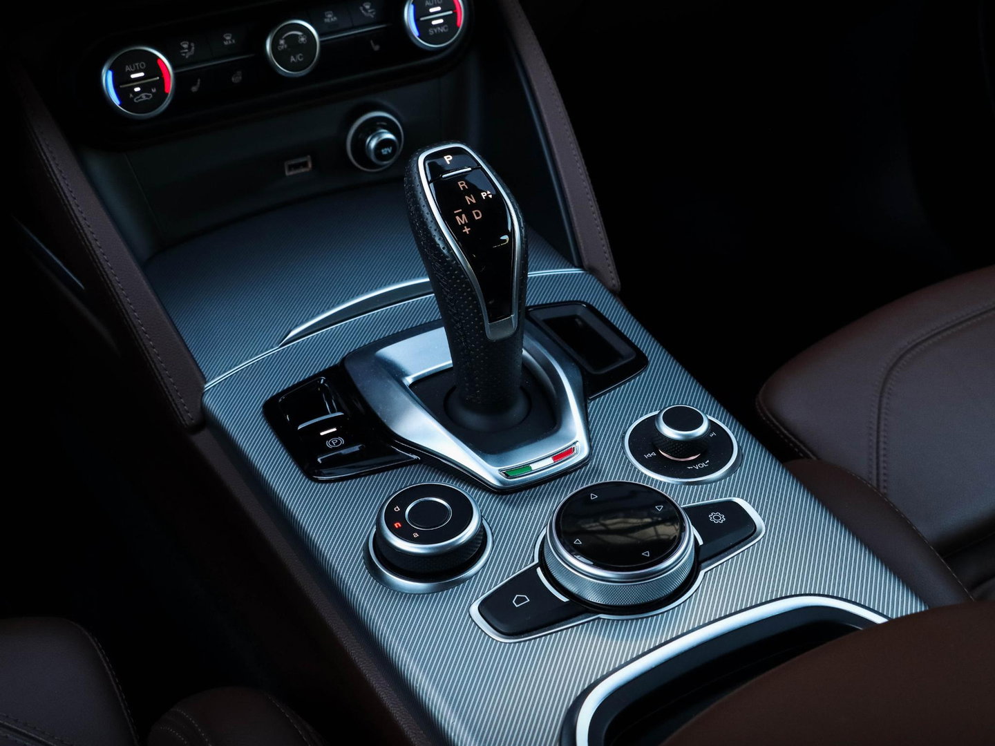 Alfa Romeo Stelvio 2.0 T AWD Veloce