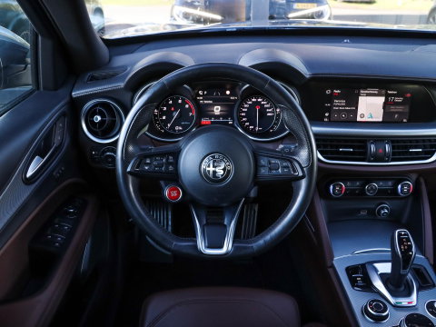 Alfa Romeo Stelvio 2.0 T AWD Veloce