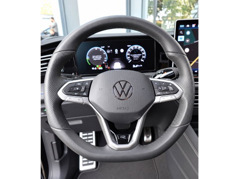 Volkswagen Tiguan 1.5 eHybrid R-Line PANO H&K MASSAGE KEYLESS VOL