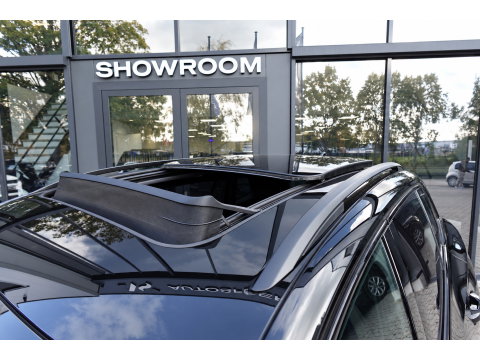 Volkswagen Tiguan 1.5 eHybrid R-Line PANO H&K MASSAGE KEYLESS VOL