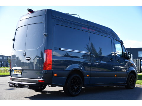 Mercedes-Benz Sprinter 315 1.9 CDI RWD L2H2 PB Edition FACELIFT! Camera, Adaptieve Cruise, LED, 150pk, Automaat, 10,5'' Mbux, Sensoren, 3 Jaar Garantie, Uniek!