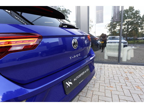 Volkswagen T-Roc 1.5 TSI R-Line PANO CAM BLINDSPOT