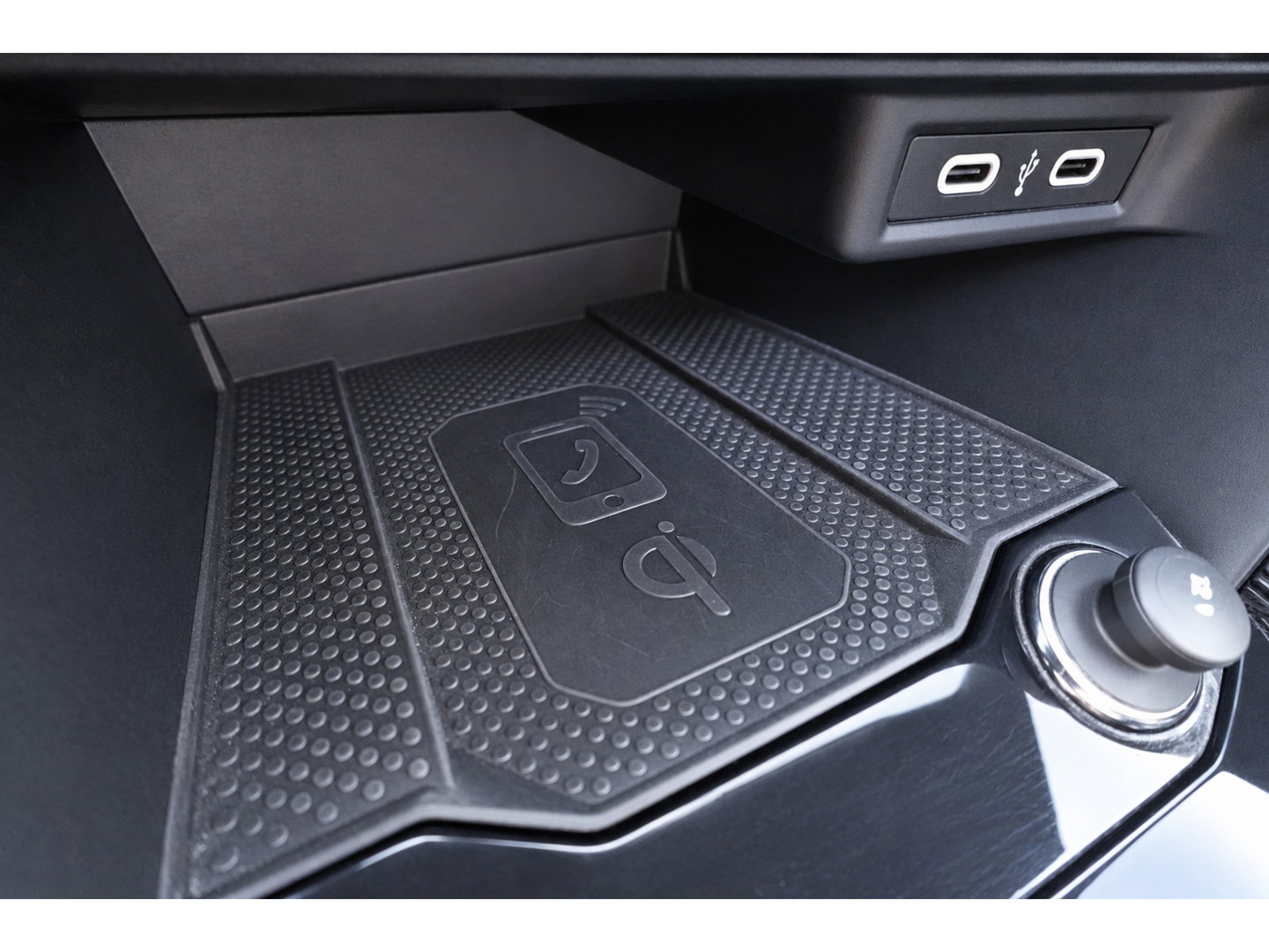 Volkswagen T-Roc 1.5 TSI R-Line PANO CAM BLINDSPOT