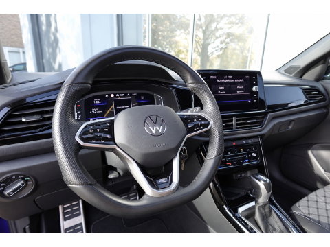 Volkswagen T-Roc 1.5 TSI R-Line PANO CAM BLINDSPOT