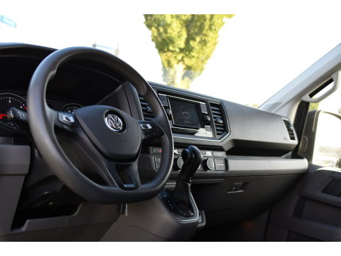 Volkswagen Crafter 35 2.0 TDI L3H3 PB Edition Camera, Cruise, Carplay, Stoelverwarming, 177pk, LED, Geveerde Stoel, Voorruit verwarming, Massage Stoel, Uniek!