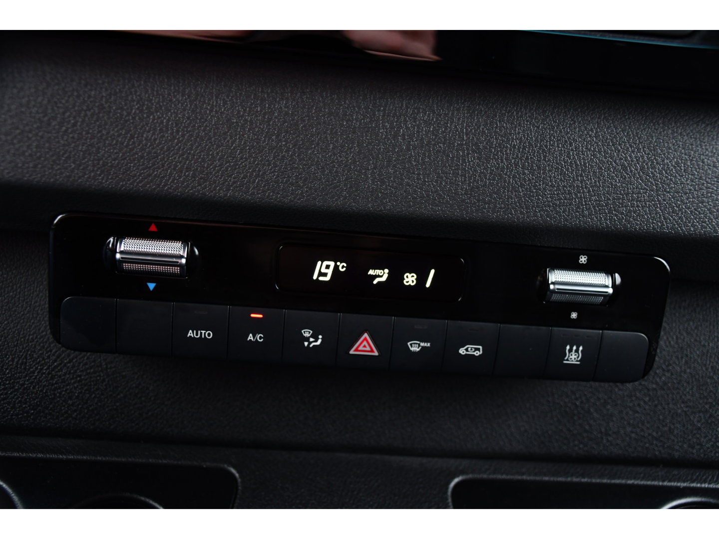 Mercedes-Benz Sprinter 317 1.9 CDI L2H2 RWD PB Edition 360 Camera, Carplay, Cruise, 3500kg Trekhaak, Stoelverwarming, Standkachel, Automaat, 10,5'' Mbux, Uniek!