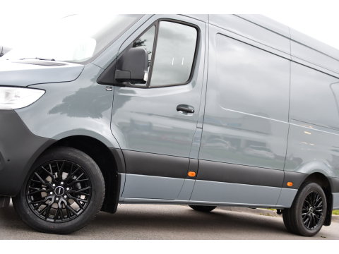 Mercedes-Benz Sprinter 317 1.9 CDI L2H2 RWD PB Edition 360 Camera, Carplay, Cruise, 3500kg Trekhaak, Stoelverwarming, Standkachel, Automaat, 10,5'' Mbux, Uniek!