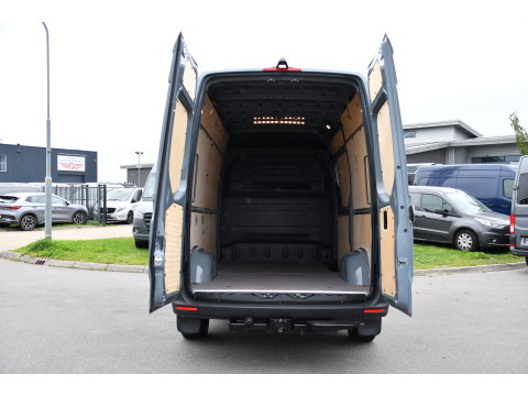 Mercedes-Benz Sprinter 317 1.9 CDI L2H2 RWD PB Edition 360 Camera, Carplay, Cruise, 3500kg Trekhaak, Stoelverwarming, Standkachel, Automaat, 10,5'' Mbux, Uniek!