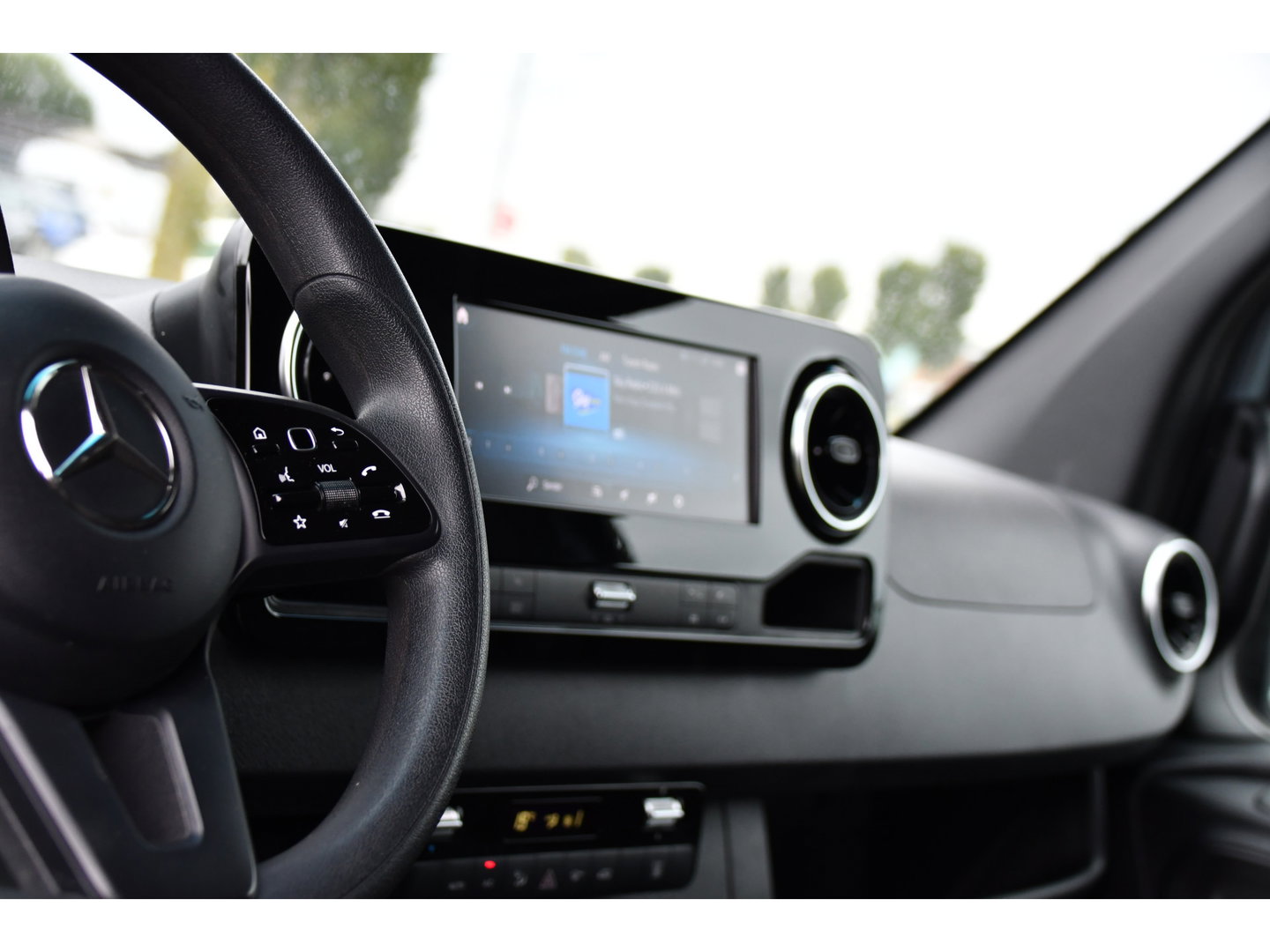 Mercedes-Benz Sprinter 317 1.9 CDI L2H2 RWD PB Edition 360 Camera, Carplay, Cruise, 3500kg Trekhaak, Stoelverwarming, Standkachel, Automaat, 10,5'' Mbux, Uniek!