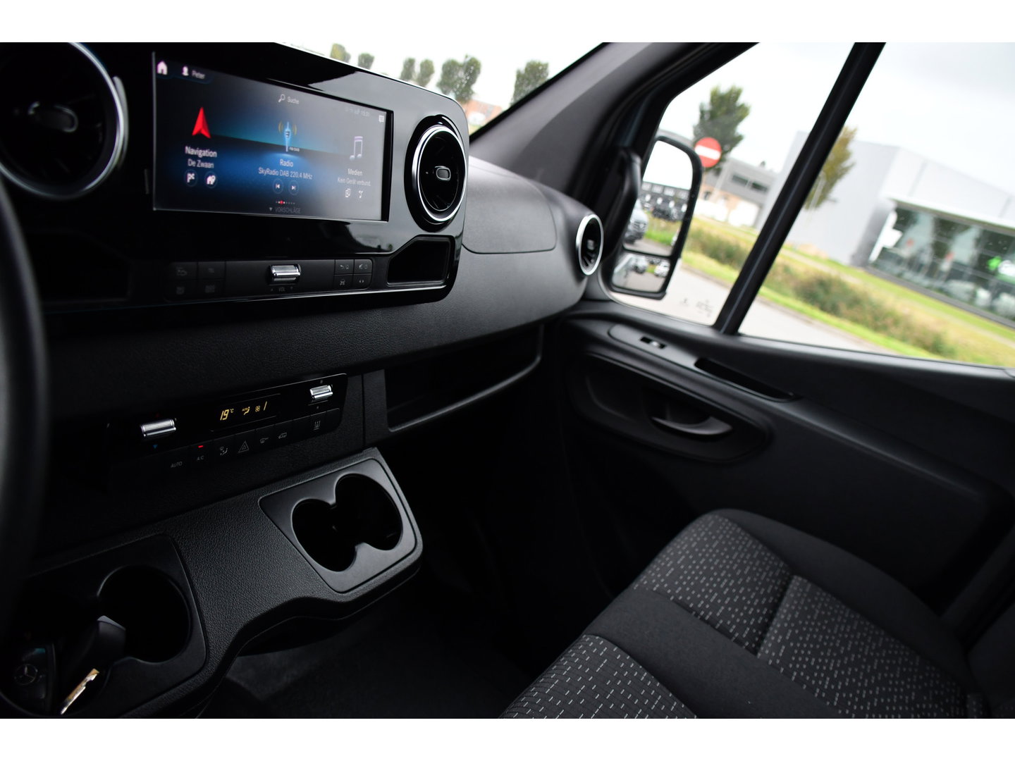 Mercedes-Benz Sprinter 317 1.9 CDI L2H2 RWD PB Edition 360 Camera, Carplay, Cruise, 3500kg Trekhaak, Stoelverwarming, Standkachel, Automaat, 10,5'' Mbux, Uniek!