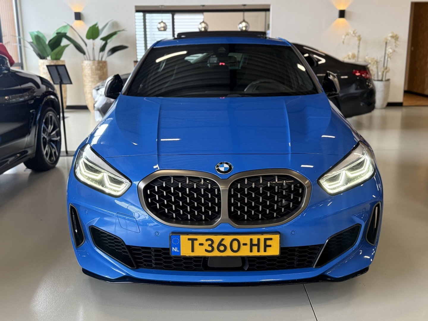 BMW 1-serie M135i 306PK xDrive M Sport / Individual / head-up / Harman Kardon