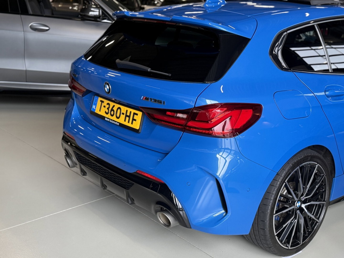 BMW 1-serie M135i 306PK xDrive M Sport / Individual / head-up / Harman Kardon