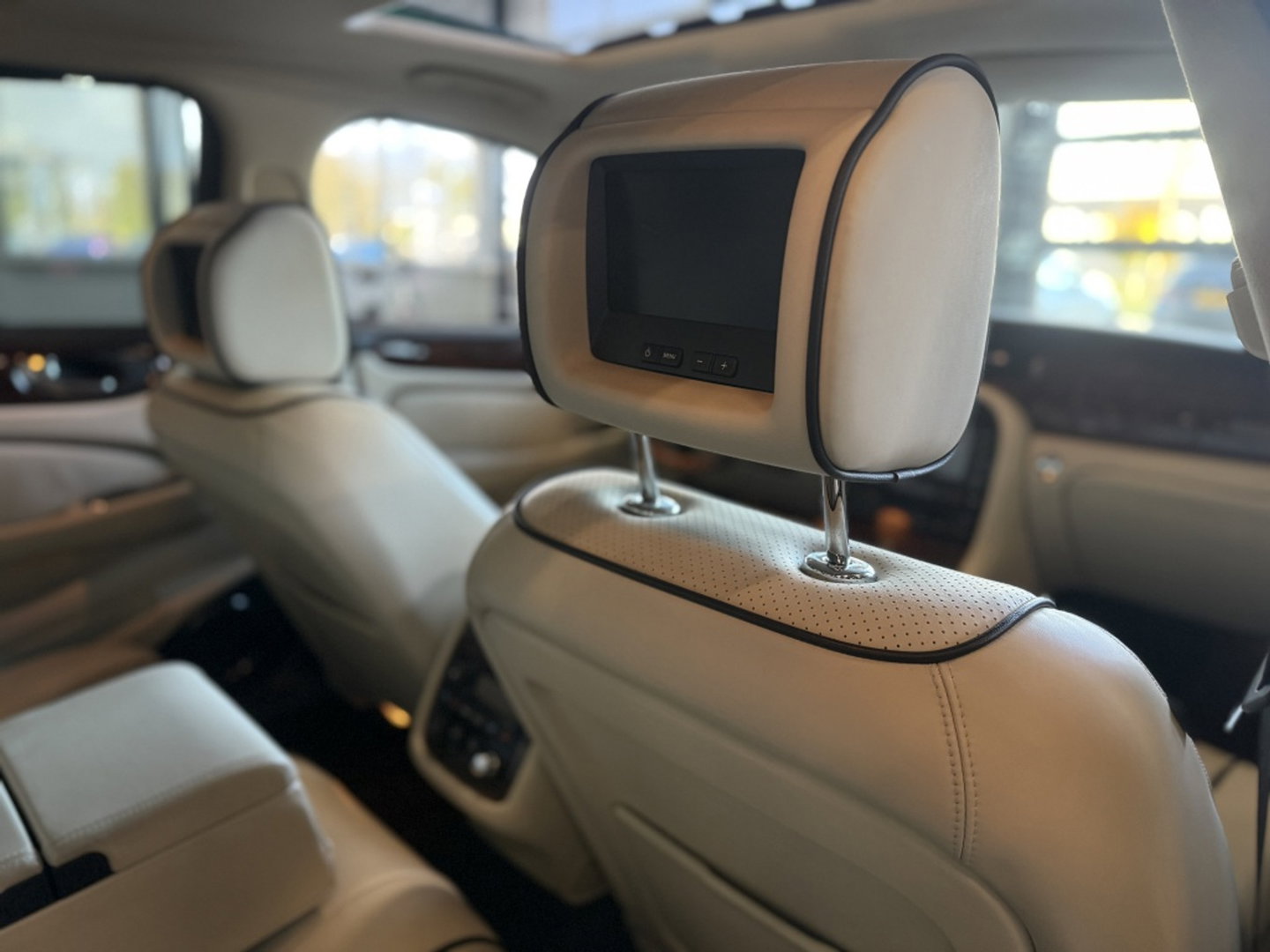 Jaguar XJR 4.2 V8 Supercharged 396PK / VIP / TV