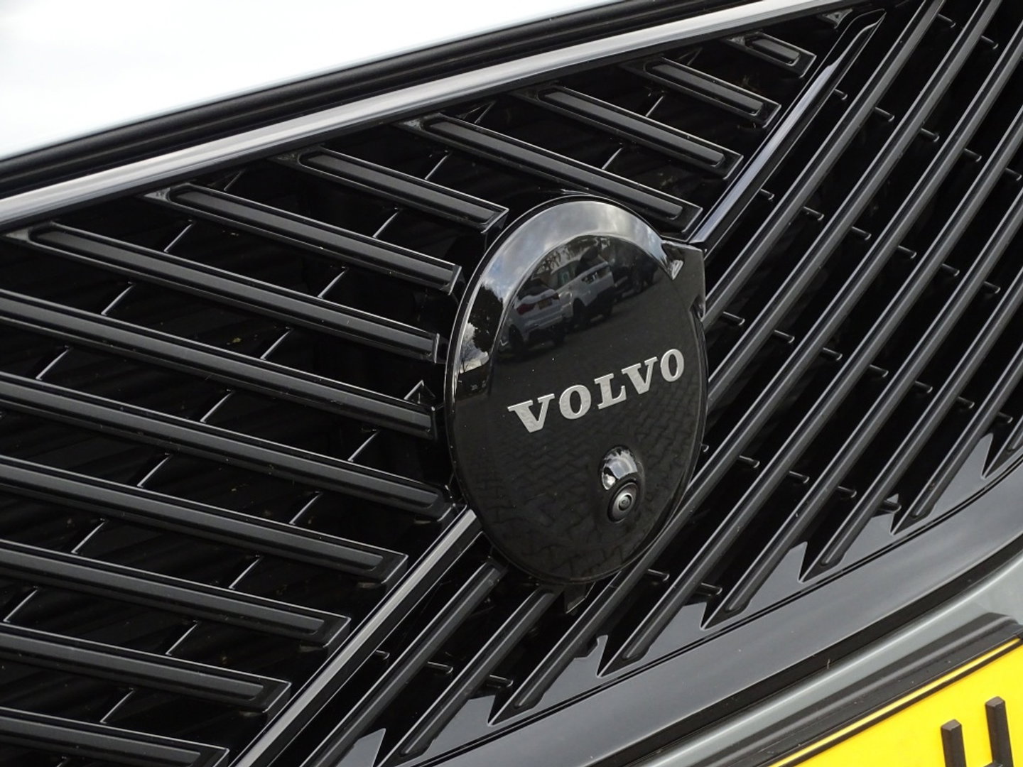 Volvo XC60 T6 357PK AWD / Heico Ed. / 2025 / Head-Up / pano / 360° / NAP