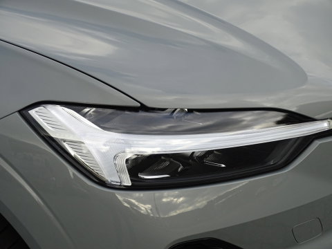 Volvo XC60 T6 357PK AWD / Heico Ed. / 2025 / Head-Up / pano / 360° / NAP