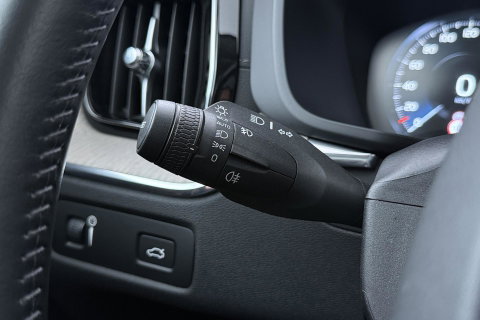 Volvo XC60 B4 AWD Inscription | Harman/Kardon | Panoramadak | Trekhaak | BLIS | Camera | Stoelverwarming | Verwarmde voorruit | ACC