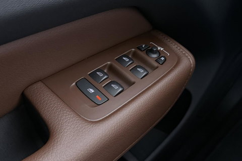 Volvo XC60 B4 AWD Inscription | Harman/Kardon | Panoramadak | Trekhaak | BLIS | Camera | Stoelverwarming | Verwarmde voorruit | ACC