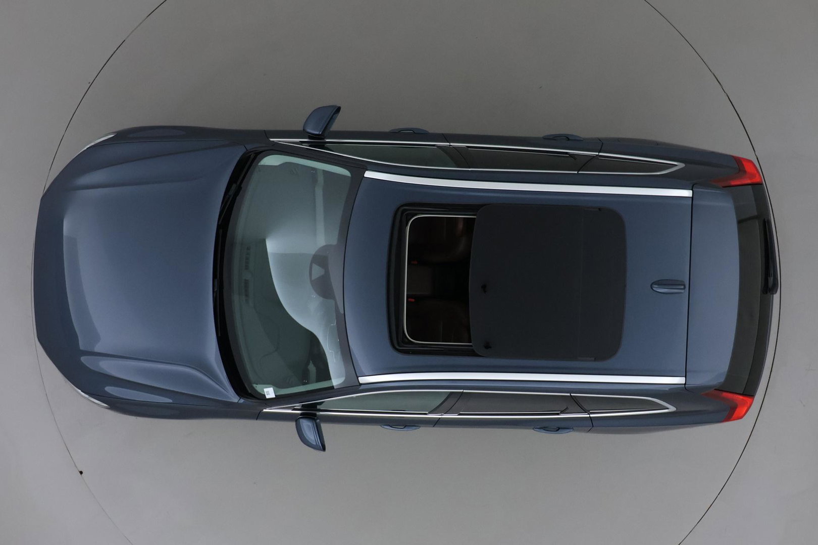 Volvo XC60 B4 AWD Inscription | Harman/Kardon | Panoramadak | Trekhaak | BLIS | Camera | Stoelverwarming | Verwarmde voorruit | ACC