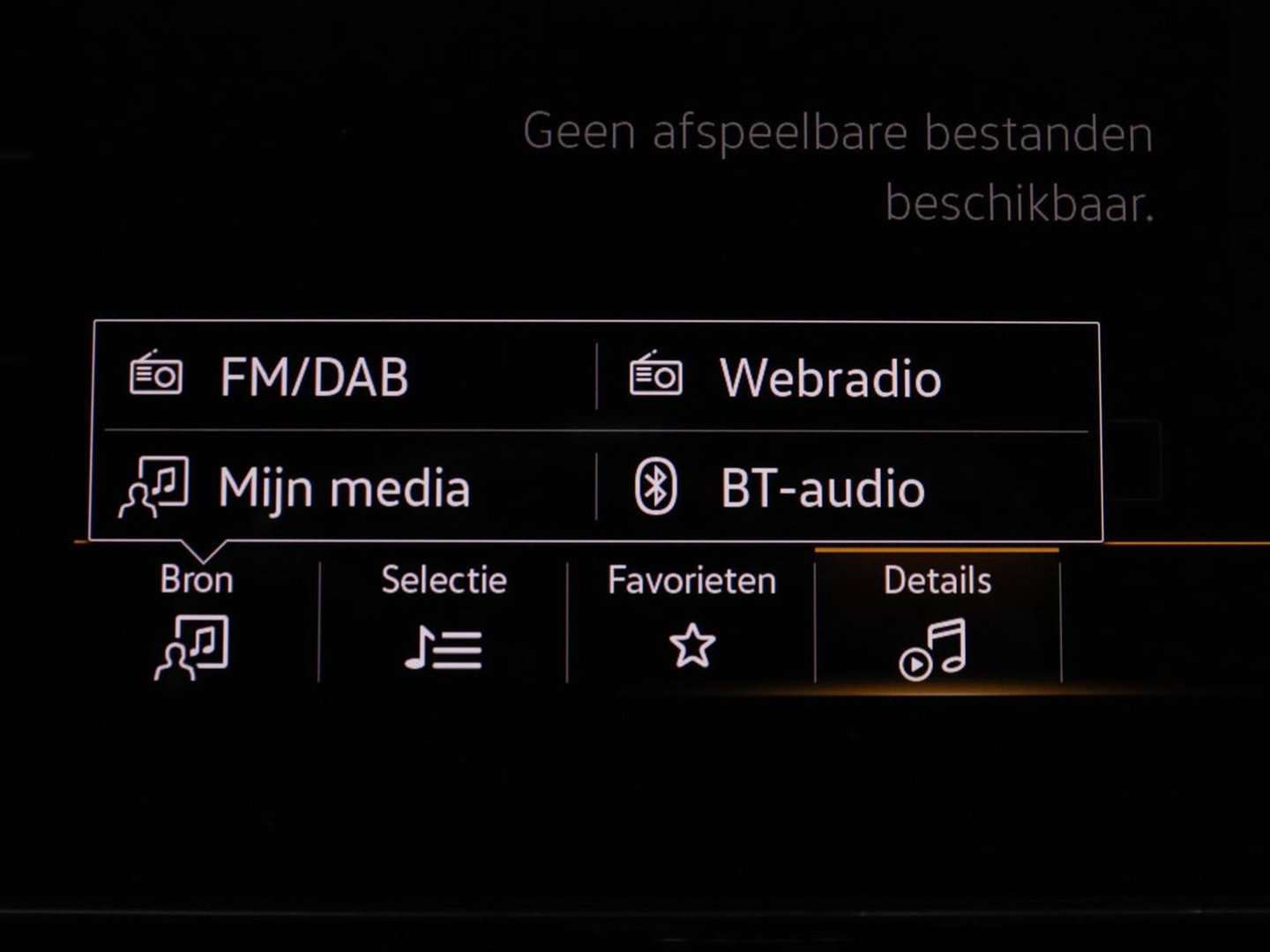 Volkswagen Arteon Shooting Brake 1.4 TSI eHybrid R-Line Busin | SOH 90,4% | Leder/alcantara | Panoramadak | Adaptive cruise | Trekhaak | Head-up | Dodehoek detectie | 360 camera | Park assist | Carplay