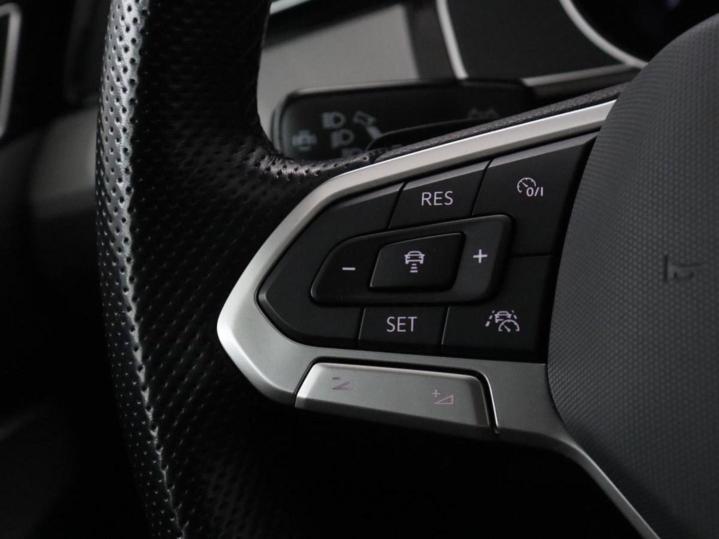 Volkswagen Passat Variant 1.4 TSI PHEV GTE Business | SOH 92,8% | Adaptive Cruise | Stoelverwarming | Massage | Camera | LED | Carplay | Climate control