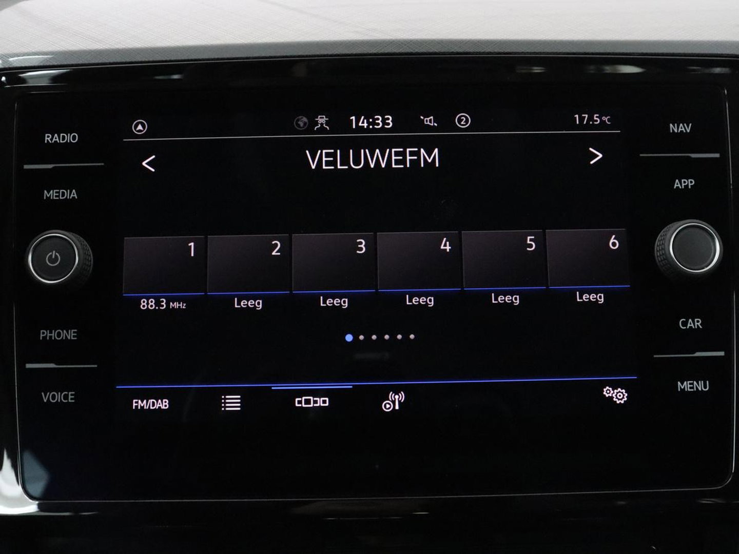 Volkswagen Passat Variant 1.4 TSI PHEV GTE Business | SOH 92,8% | Adaptive Cruise | Stoelverwarming | Massage | Camera | LED | Carplay | Climate control